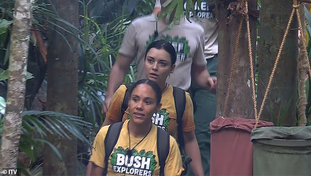 Četvorica su potom otišla u džunglu i navukla svoja 'igra lica' dok su se pripremali prihvatiti izazov