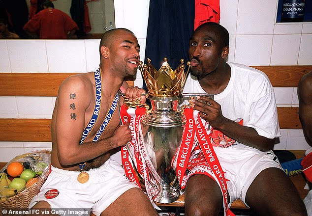 Engleski internacionalac osvojio je dva naslova Premier lige i tri FA kupa u Arsenalu