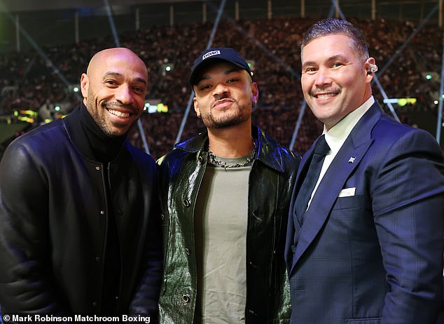 London, UK:  Thierry Henry, Tony Bellew during the Eubank v Benn II Fight Night event. 15 November 2025 Picture By Mark Robinson Matchroom Boxing