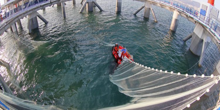 ATRAKTIVNA AKVAKULTURA Ovdje se uzgajaju ribe i škampi, ali je i pravi turistički mamac