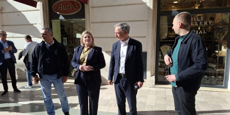 Anja Šimpraga poručila iz Splita: “U Hrvatskoj je, očito, dozvoljeno vikati ‘za dom spremni’, ali nije dozvoljeno – već se zabranjuje i smatra neprimjerenim – kada se održava kulturni događaj ljudi iz Srbije”