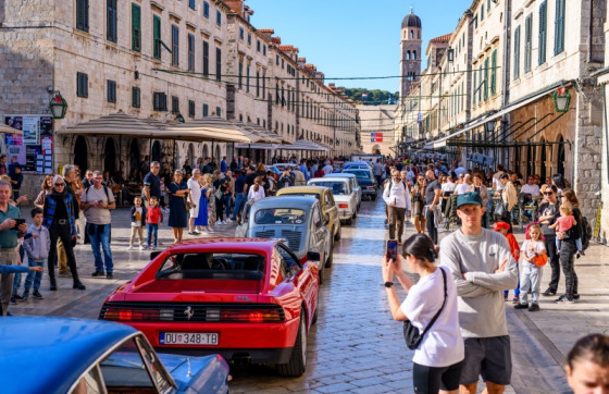 Atraktivni oldtimeri u subotu u Gradu