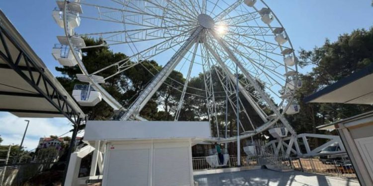 Brine nas jaka bura i stanje rive