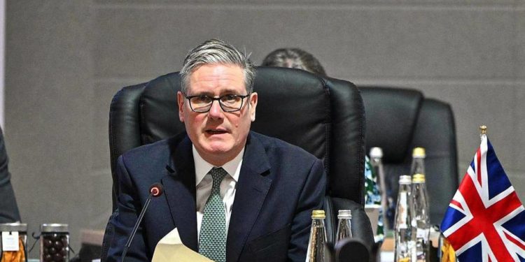 Britanski premijer skoro pao pred sastanak G20 (VIDEO) — RT World News