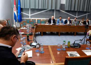 Čabaj i Biloglav šokirani člankom 33. Statuta Pupovčevog SNV-a: ‘Premijer o tome ništa ne zna’