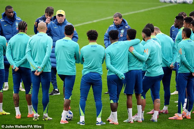 Chelseajev tinejdžer Estevao iznenada je zatražio slobodan dan s treninga u Brazilu dok Carlo Ancelotti pokazuje svoju klasu uoči pobjede u Senegalu