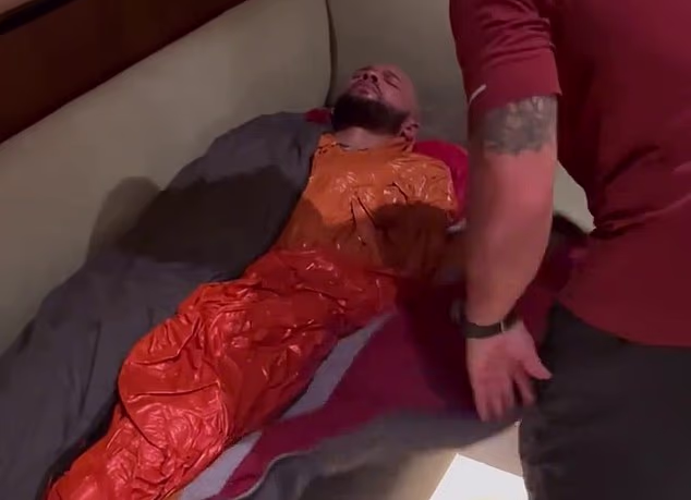 Chris Eubank Jr otkriva turobni ‘mumificirajući’ tretman u sauni za smanjenje tjelesne težine u borbi protiv Conora Benna – a to se isplati jer su veliki suparnici utezi TEŽI od njega prije velikog revanša u subotu