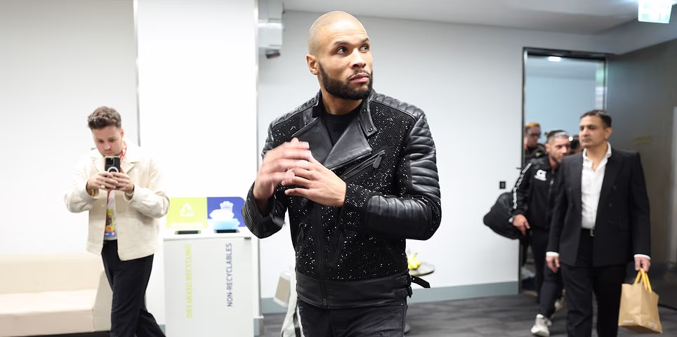 Chris Eubank Jr vs Conor Benn LIVE: Bitter rivals face off in huge grudge rematch – as thunderous Tottenham crowd go mad for main event showpiece