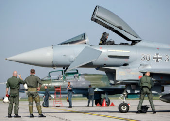 Članica EU i NATO-a digla borbene avione zbog upada drona: ‘Nestao je s radara’