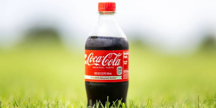 Coca-Cola izazvala negativnu reakciju s novim oglasom za blagdane 2025. koji je u potpunosti generirao umjetna inteligencija, inzistira na tome da je “duh izašao iz boce i da ga nećete vratiti natrag”