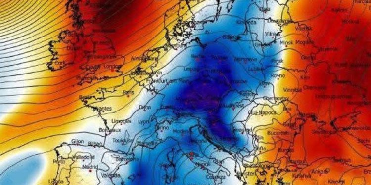 DHMZ za dio Hrvatske upalio crveni alarm: ‘Jača nova fronta, pogledajte što nosi’