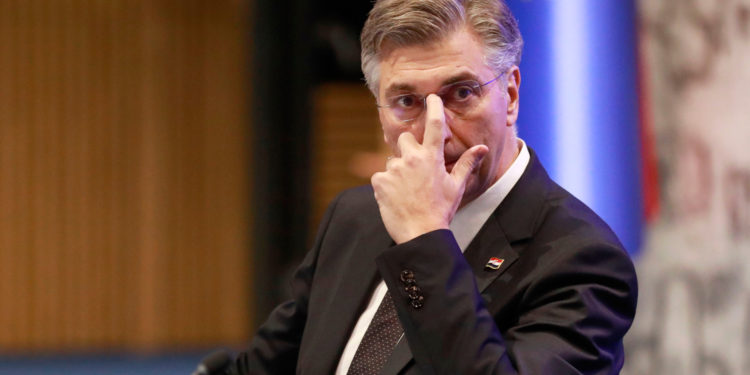 Drama u HDZ-u, Plenković lupio šakom o stol: ‘Radiš sramotu svima, opustio si se’