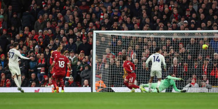 Dream Savona, gol na Anfieldu: Liverpool-Forest 0-3, highlights