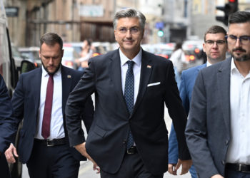 Duboko grlo iz Plenkovićeva okruženja ‘off the record’ njegove tajne planove: ‘Vrijeme je da znate’