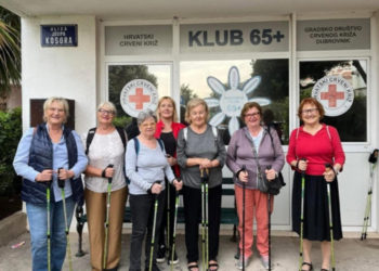 Dubrovački penzioneri se bolje zabavljaju od mladih i to još rade besplatno