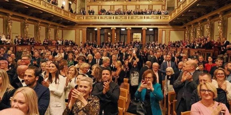 Dubrovački simfoničari u Zlatnoj dvorani bečkog Musikvereina: u prepunom gledalištu slušao ih je i jedan poseban gost!