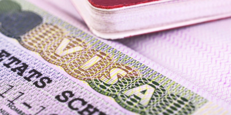 EU planira dodatna ograničenja ulaska za Ruse – Politico – RT Rusija i bivši Sovjetski Savez