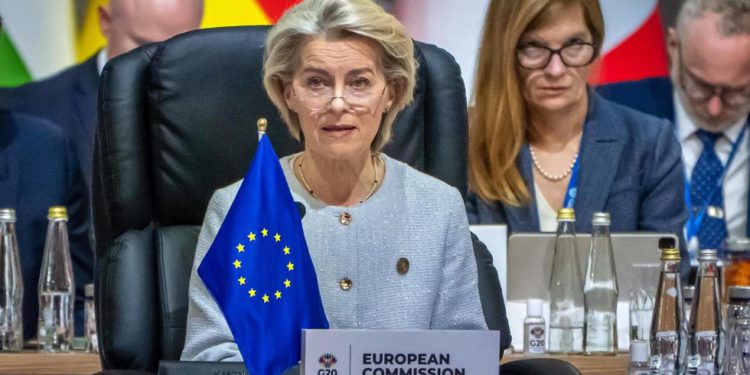 EU prkosi Trumpovom mirovnom sporazumu s Ukrajinom — RT World News