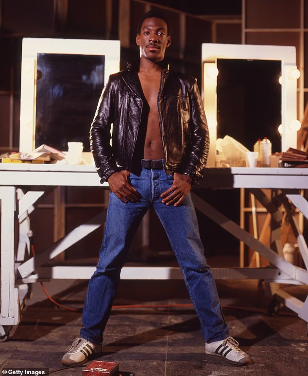 Eddie Murphy razotkriva šokantnu seks ponudu holivudske A-listerice tijekom svog rođendana u Studiju 54