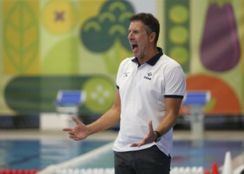 Elvis Fatović isključen na Savi, i ironičan nakon utakmice: Krasno da smo familijarno ovdje svi za stolom i na klupi!