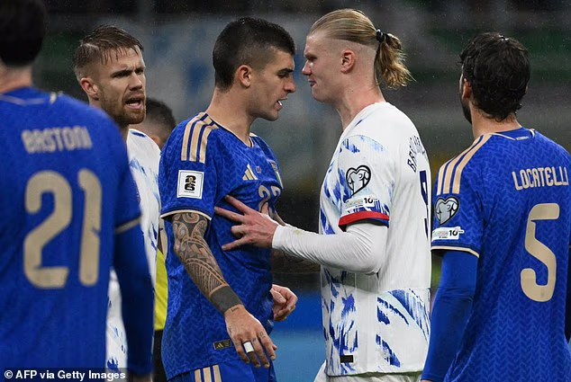 Erling Haaland otkriva grube detalje svoje svađe s talijanskom zvijezdom – a zatim odlazi u noćni izlazak u 2 sata nakon što je preuzeo mjesto na Svjetskom prvenstvu na štetu Azzurra!