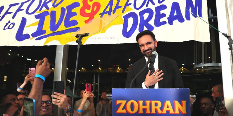 Europski političari proučavaju model kampanje socijaliste Zohrana Mamdanija iz New Yorka