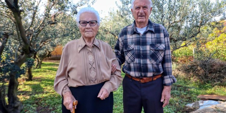 Evo recepta virskih Buškulića: poštovanje, razumijevanje i rad po dogovoru. Na platinasti pir došli i praunuci te prijatelji iz Norveške