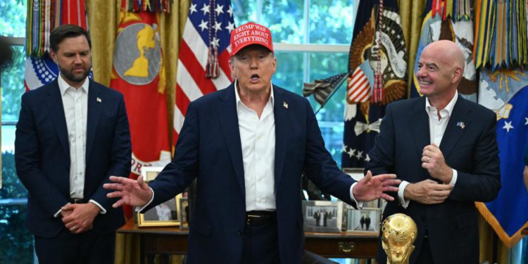 FIFA utemeljuje nagradu za mir. Hoće li prvi otići Trumpu?