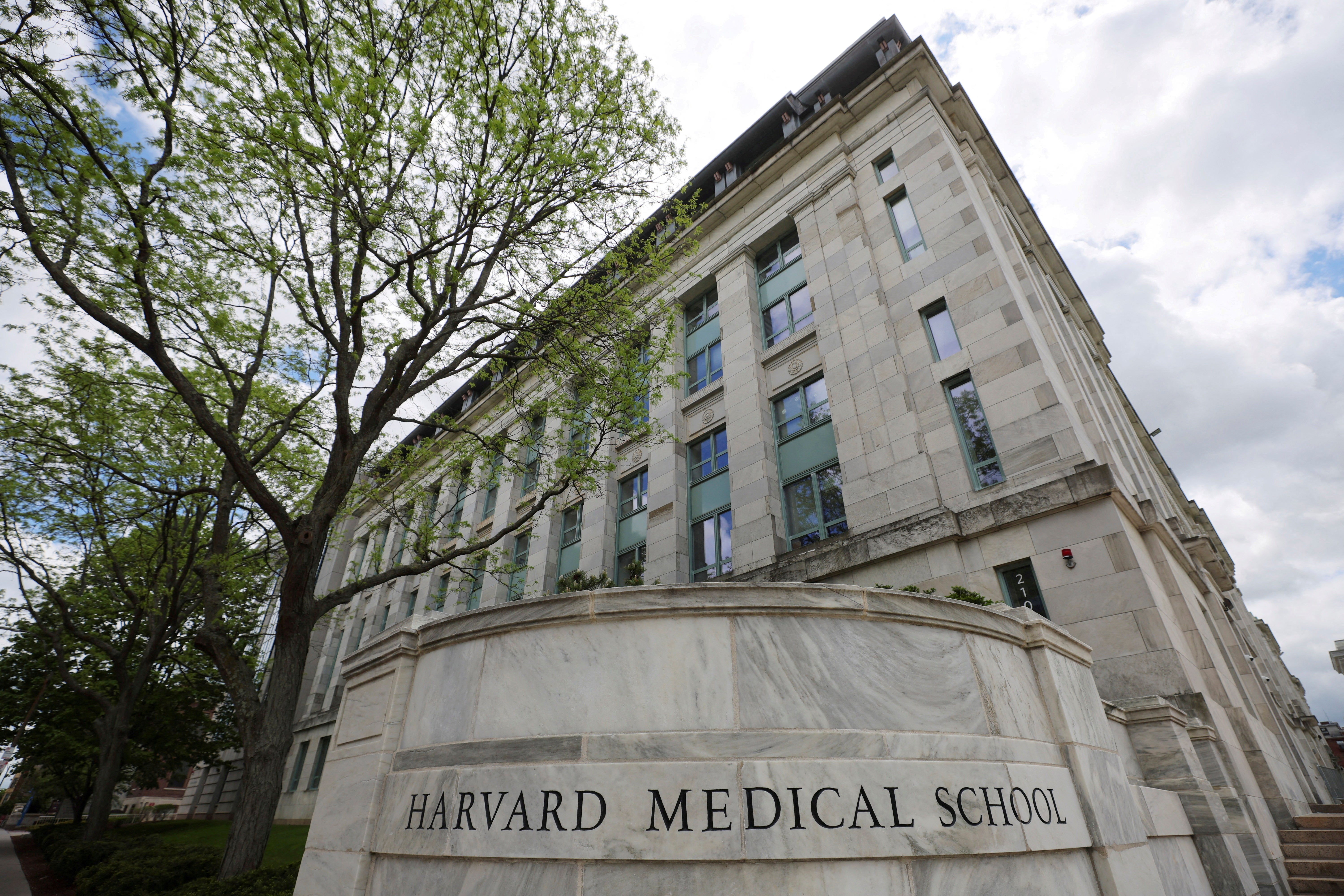Opći pogled na Harvard Medical School u Longwood Medical Area u Bostonu, Massachusetts, SAD, 15. svibnja 2022. Slika snimljena dronom. Slika snimljena 15. svibnja 2022