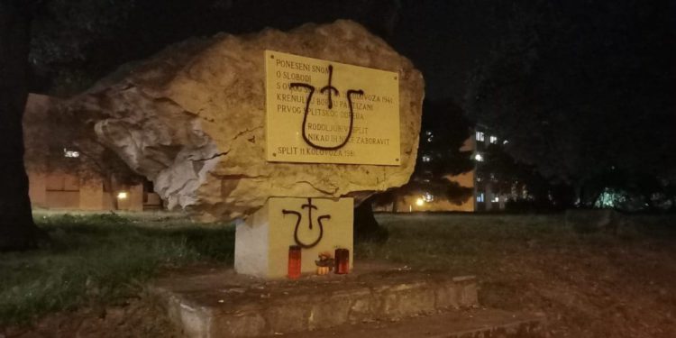 FOTOGALERIJA Još jedan vandalski napad na spomen-ploču partizanskom odredu na Plokitama