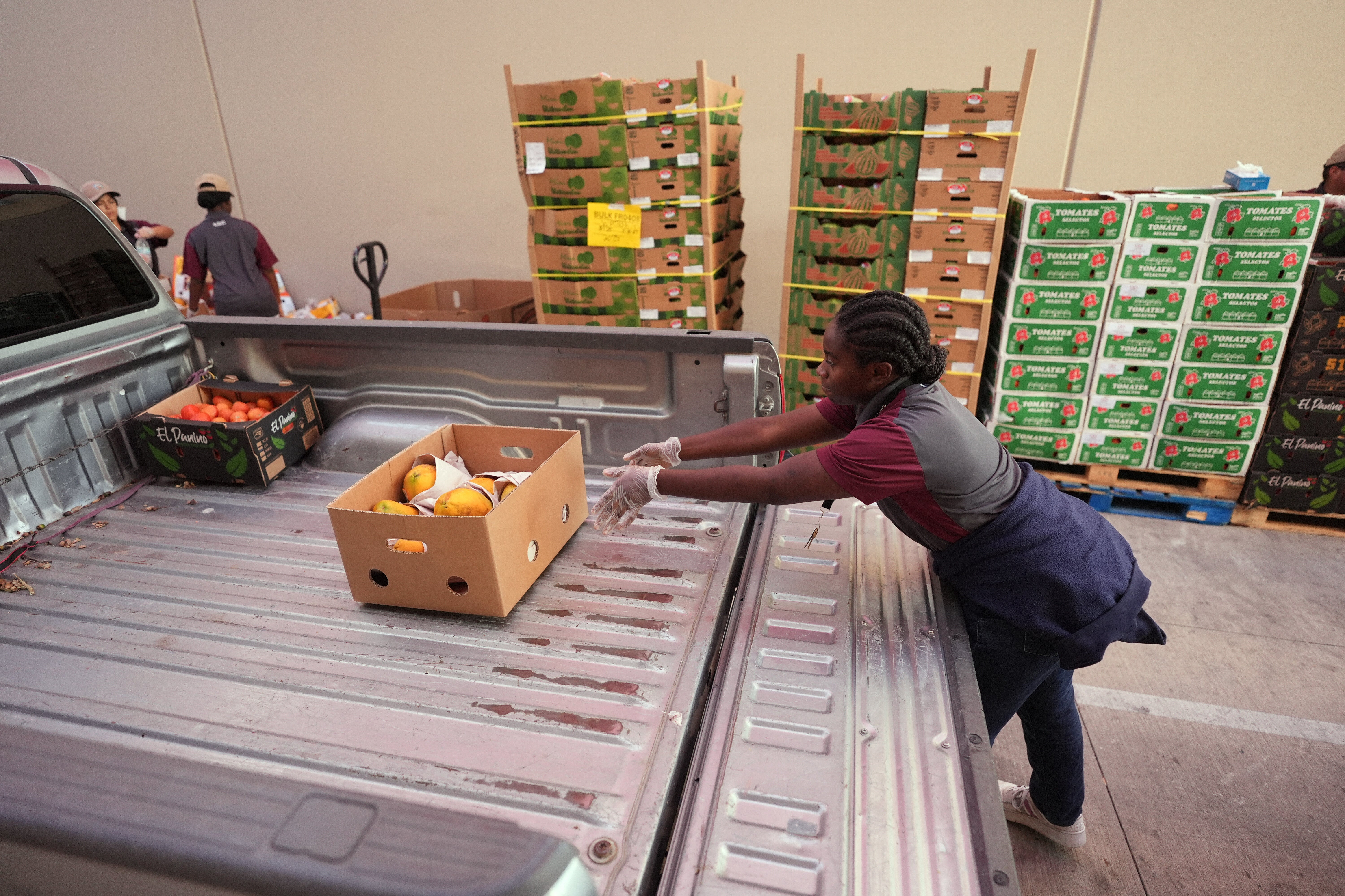 Trumpova administracija prethodno je rekla da će iskoristiti više od 4 milijarde dolara za pokrivanje 50 posto SNAP beneficija ovog mjeseca, ali savezni sudac je rekao da je predsjednik telegrafirao svoje prkošenje sudskom nalogu koji je vladi naložio da osigura da države mogu brzo poslati ta sredstva