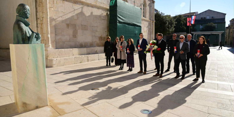 Grad Pag odao počast Bartolu Kašiću