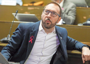 Guraju ga u prvi plan kao čelnika ljevice: Tomaševićeva radikalizacija opasna je za sve