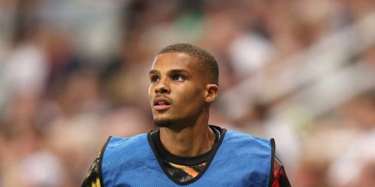 Howe lud za Thiawom: “On je izniman talent. Ima malo…”