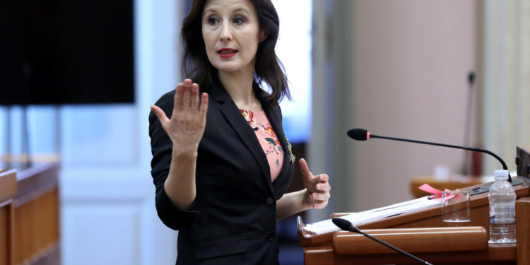 Iritantnoj Daliji uspijeva ono što mnogi sanjaju godinama: Njezin plan se ostvaruje i mnogima će biti problem