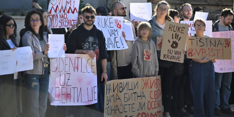 Ispred srbijanskog veleposlanstva u Zagrebu održan prosvjed: ‘Nitko nije iskazao žaljenje’