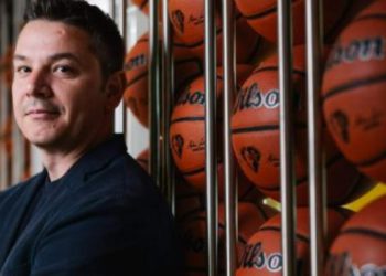 Izvršni direktor Football Business Foruma George Aivazoglou ilustrira projekt NBA Europe