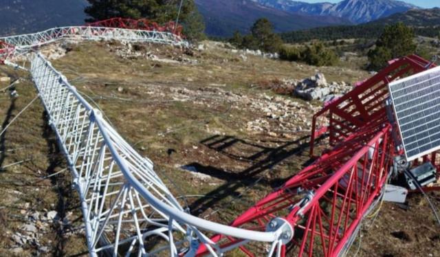 Je li duvanjska bura ‘odradila posao’ umjesto inspekcije, srušen mjerni stup za vjetroelektranu iznad Kongore