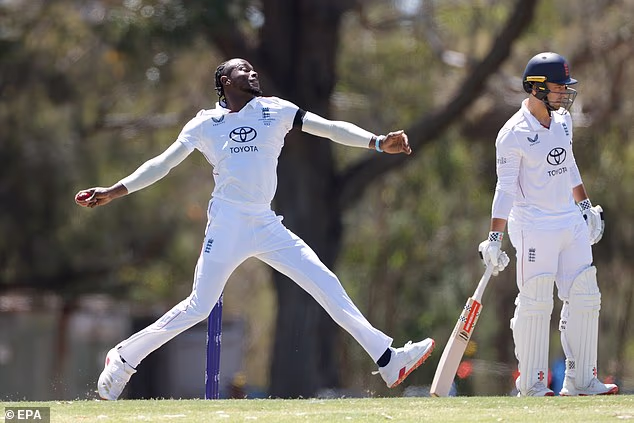 Kako je Engleska dovela Jofru Archera u formu njegovog života i spremnog za napad na Australiju: Insajderi otkrivaju prilagođeni program treninga Ashesa i boravak na Barbadosu u posljednjem trenutku, dvojicu suigrača na koje se oslanjao i zašto je mogao igrati svih pet testova