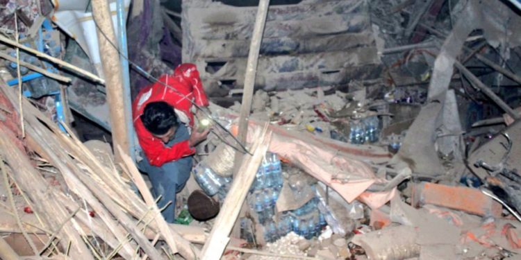 Kamere snimile trenutak strašnog potresa, raste broj mrtvih: ‘Ljudi su padali s krovova’