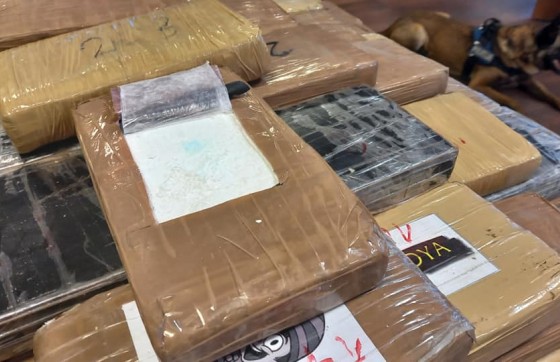 Kamioni će ostat prazni: Policija presrela punu podmornicu kokaina na putu prema Europi