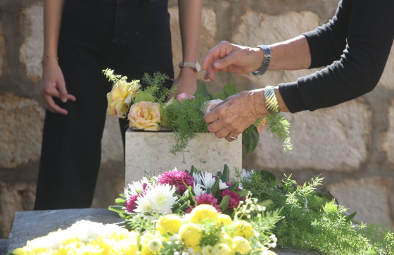 Konavoski HSS podsjeća: Cvijeće se nekad nosilo na Mrtvi dan, a ne na Svisvete