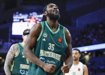 Košarka, napredovala od NBA do Denvera do Eurolige do Panathinaikosa, prolazeći kroz Reggio Emiliju