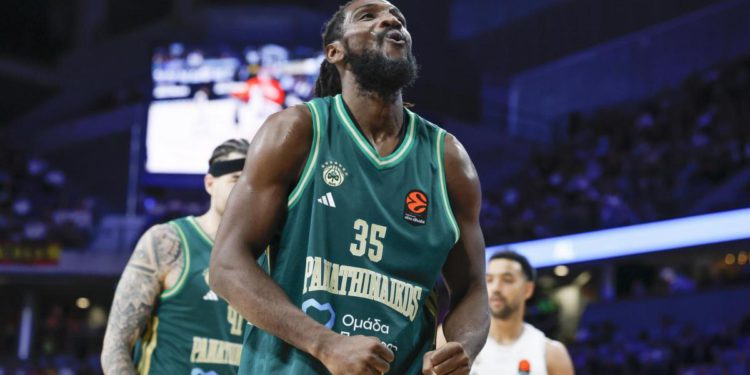 Košarka, napredovala od NBA do Denvera do Eurolige do Panathinaikosa, prolazeći kroz Reggio Emiliju