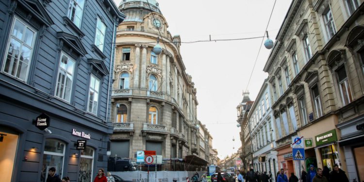 Kruži slika čiji spomenik su se drznuli oskvrnuti u Zagrebu: ‘Primitivci, ni vlastiti znak ne znaju nacrtati’