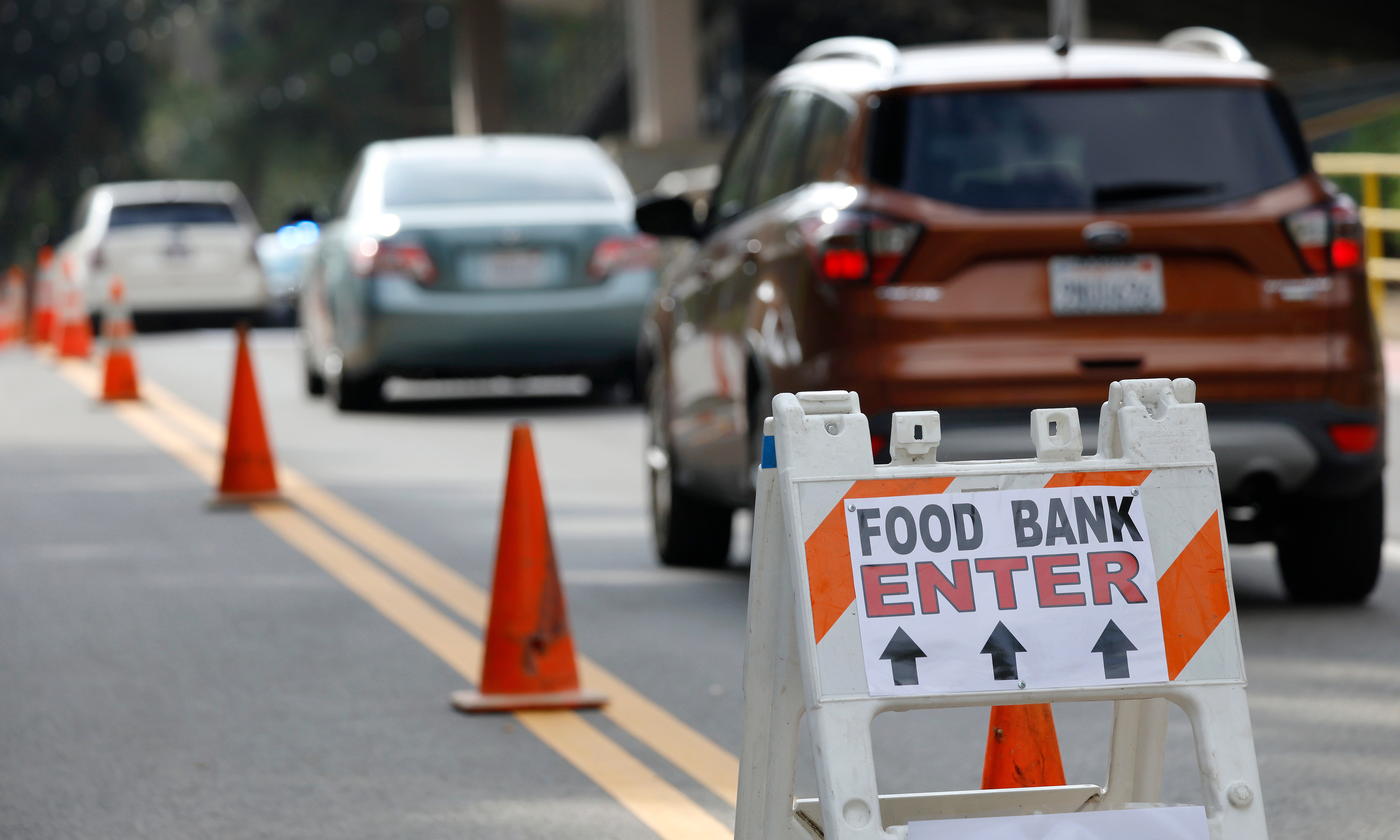 Savezni sudac naredio je Trumpovoj administraciji da u potpunosti financira SNAP nakon što nije riješila nijednu administrativnu prepreku koja je spriječila obitelji da primaju beneficije ovaj mjesec