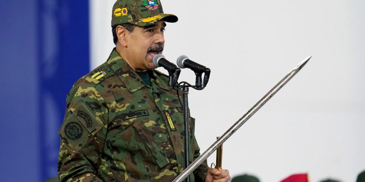 Maduro maše mačem dok Trump izdaje novo upozorenje venezuelanskim narkokartelima