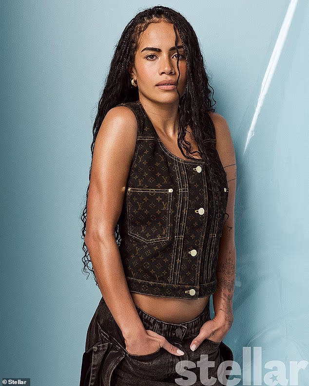 Mary Fowler otkriva trenutak kada je gotovo donijela nezamislivu odluku dok hrabro govori o mračnim mislima koje su je mučile kao tinejdžericu: ‘Lako sam mogla biti statistika’