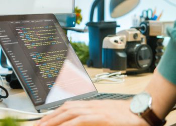 Mercor i Meta u središtu skandala: Radnici tvrde da su prevareni nižim ugovorima