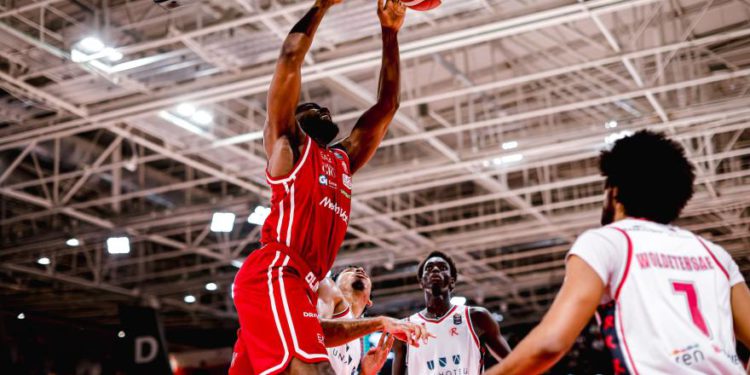 Milan pronalazi LeDay i Nebo, dominira Reggio Emilia: istaknuto